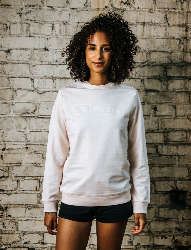 Pullover Female in Pale Pink