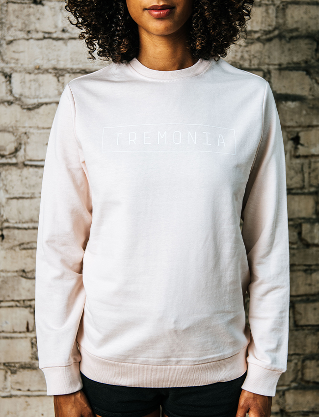 Pullover Female in Pale Pink